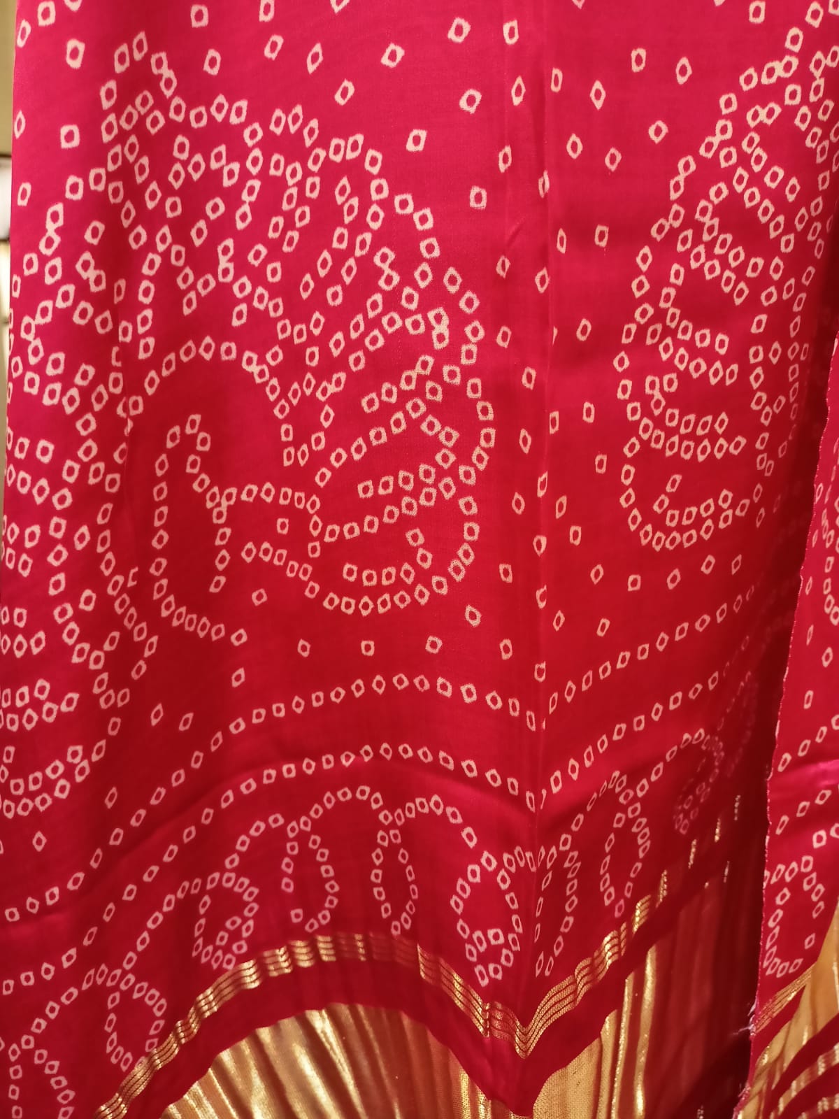 Magenta Bandhani Dupatta