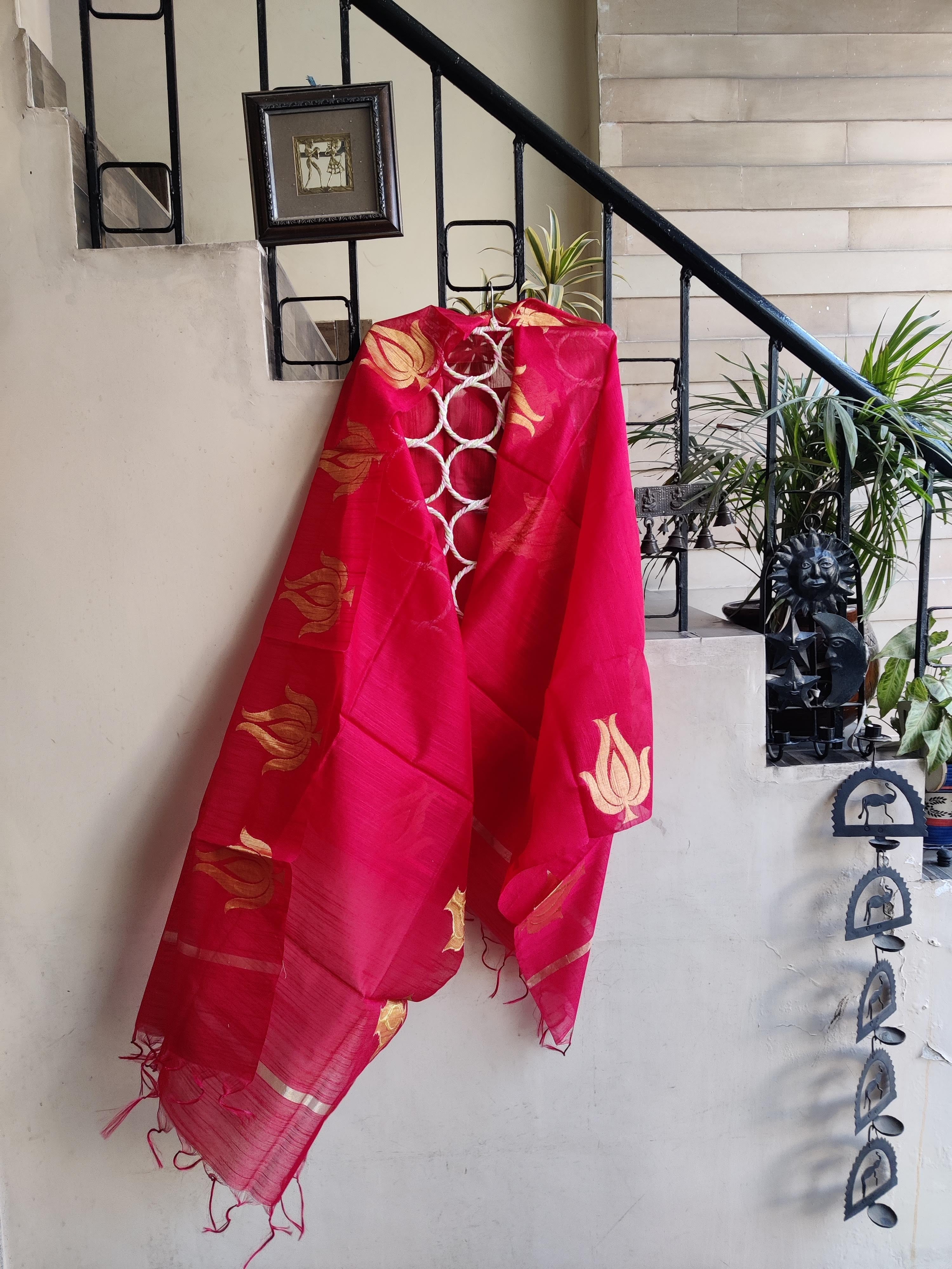 RED DUPATTA FROM AMODINI