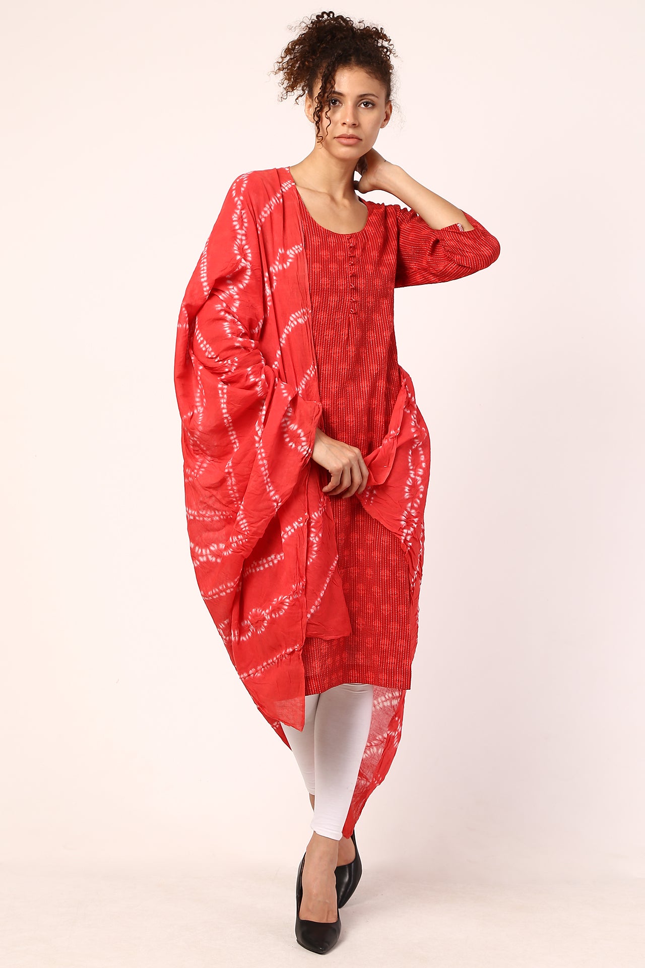 AMODINI RED AND WHITE TIE AND DYE COTTON DUPATTA