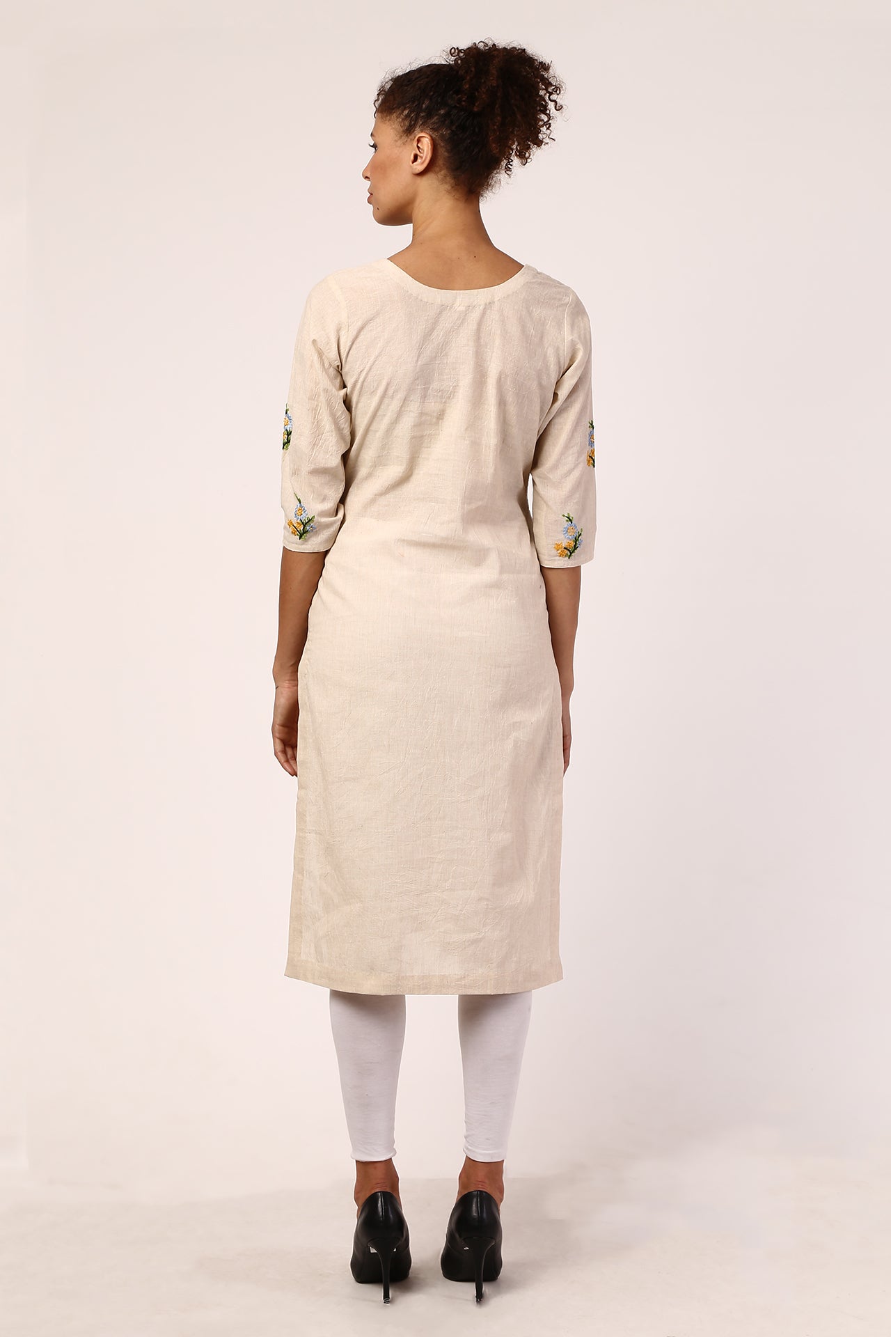 AMODINI OFF -WHITE COTTON WITH BLUE EMBROIDERY ROUND NECK STRAIGHT FIT KURTA